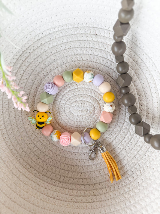 Bloomin’ Bee Wristlet Keychain