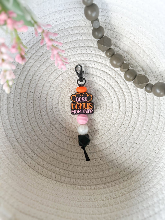 James and Jane Co Daisy Cute Hand Made Keychain