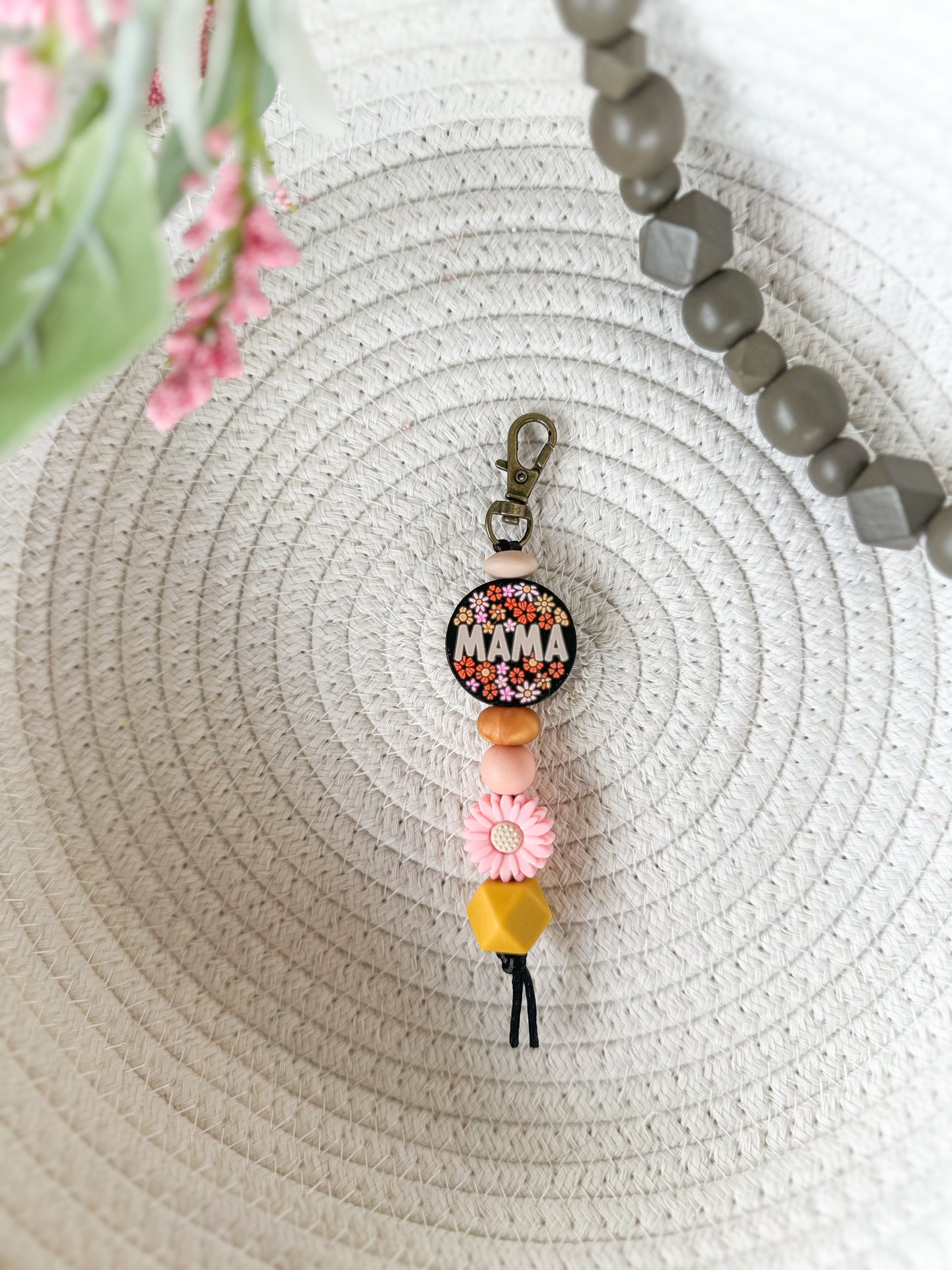 James and Jane Co Flower Mama Cute Hand Made Keychain