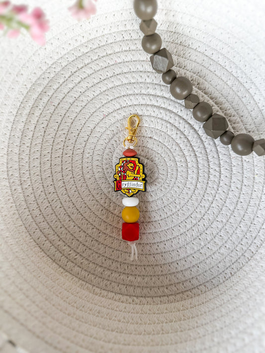 James and Jane Co Gryffindor - Harry Potter Keychain Cute Hand Made Keychain Hogwarts Gryffindor